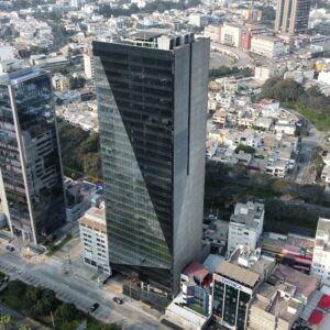 Venta de oficina 628 m² en Centro Financiero – estreno