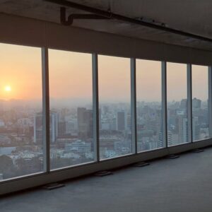 Se vende oficina de estreno 942 m² en Centro financiero